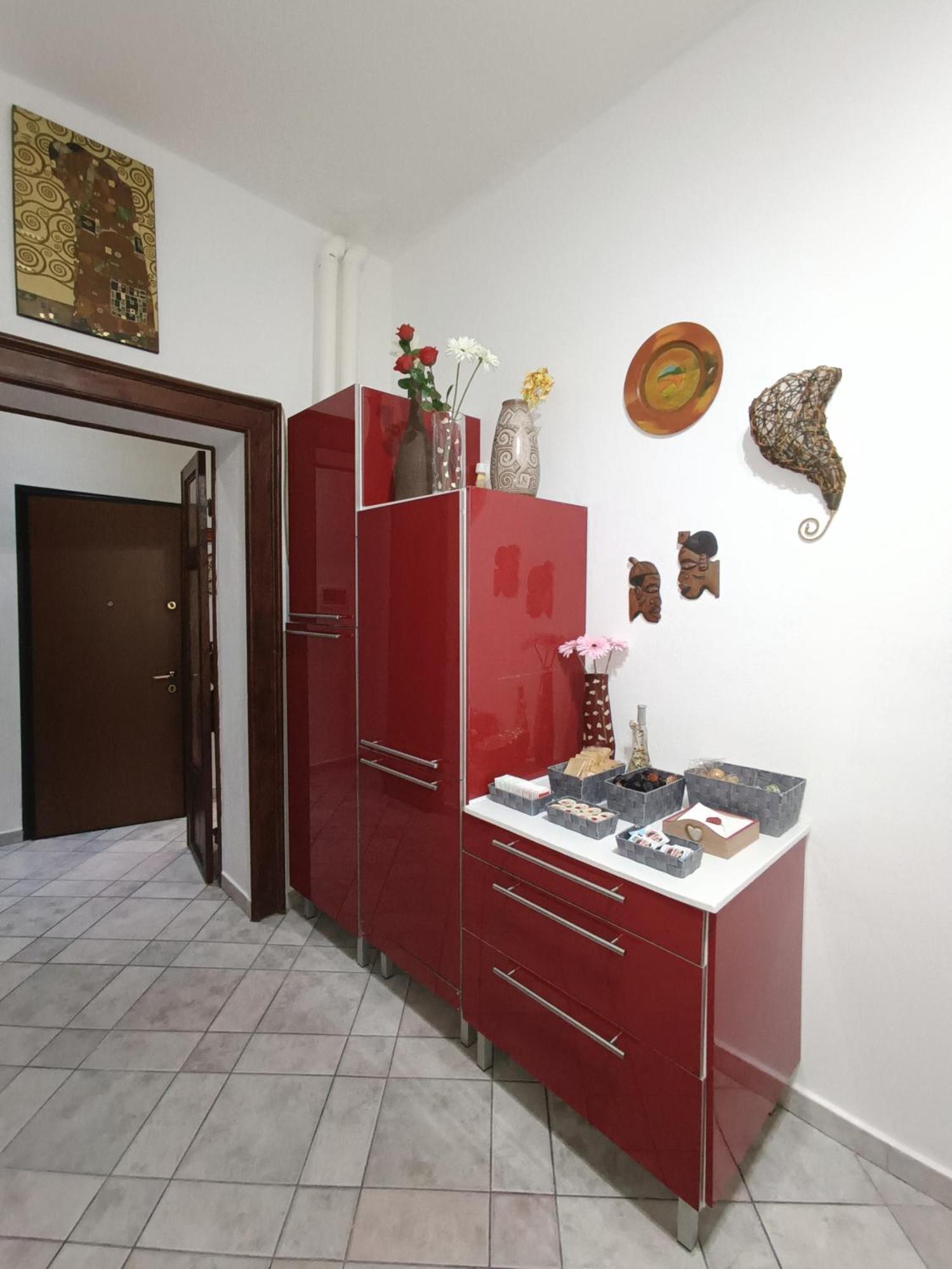 Casa Vacanze Completa Di Tutto E Anche Di Piu Ливорно Экстерьер фото