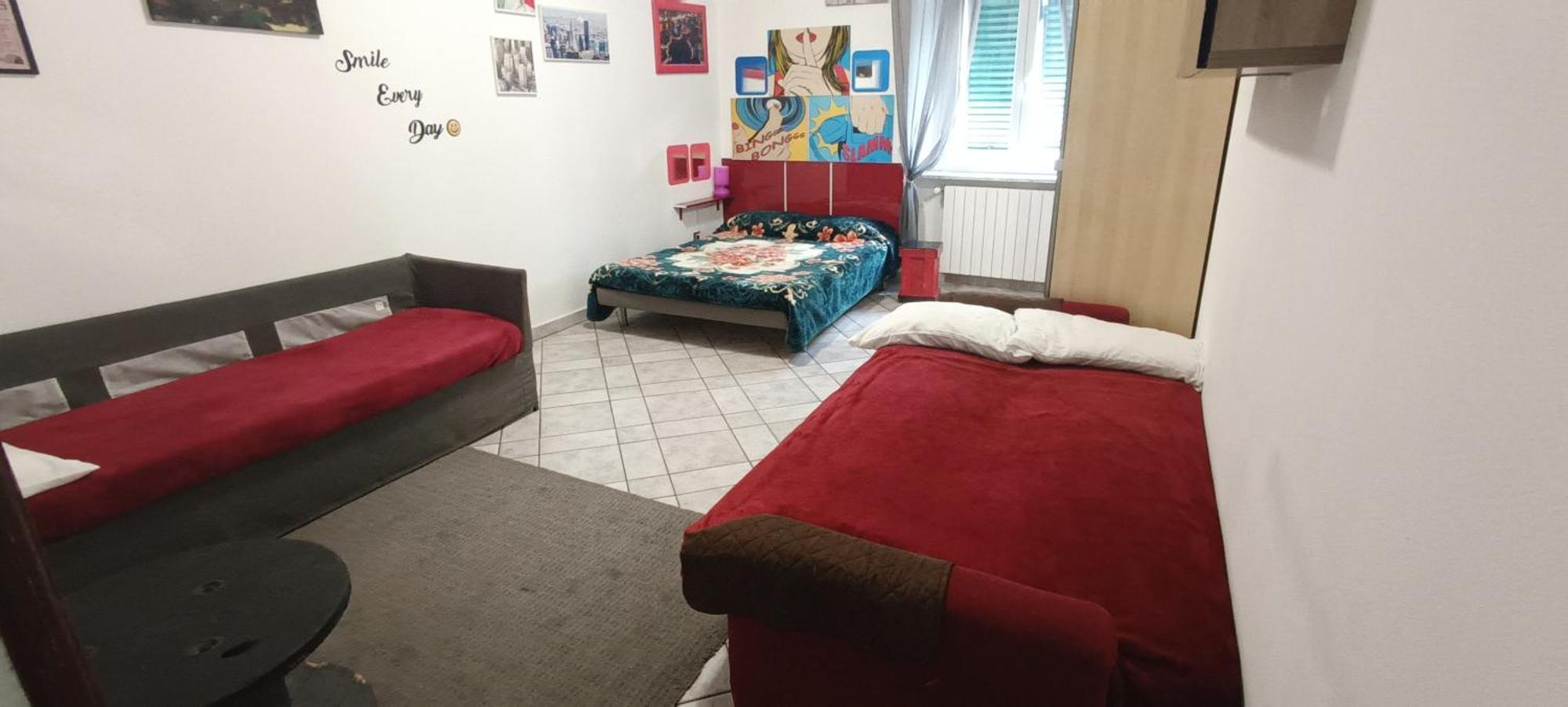 Casa Vacanze Completa Di Tutto E Anche Di Piu Ливорно Экстерьер фото