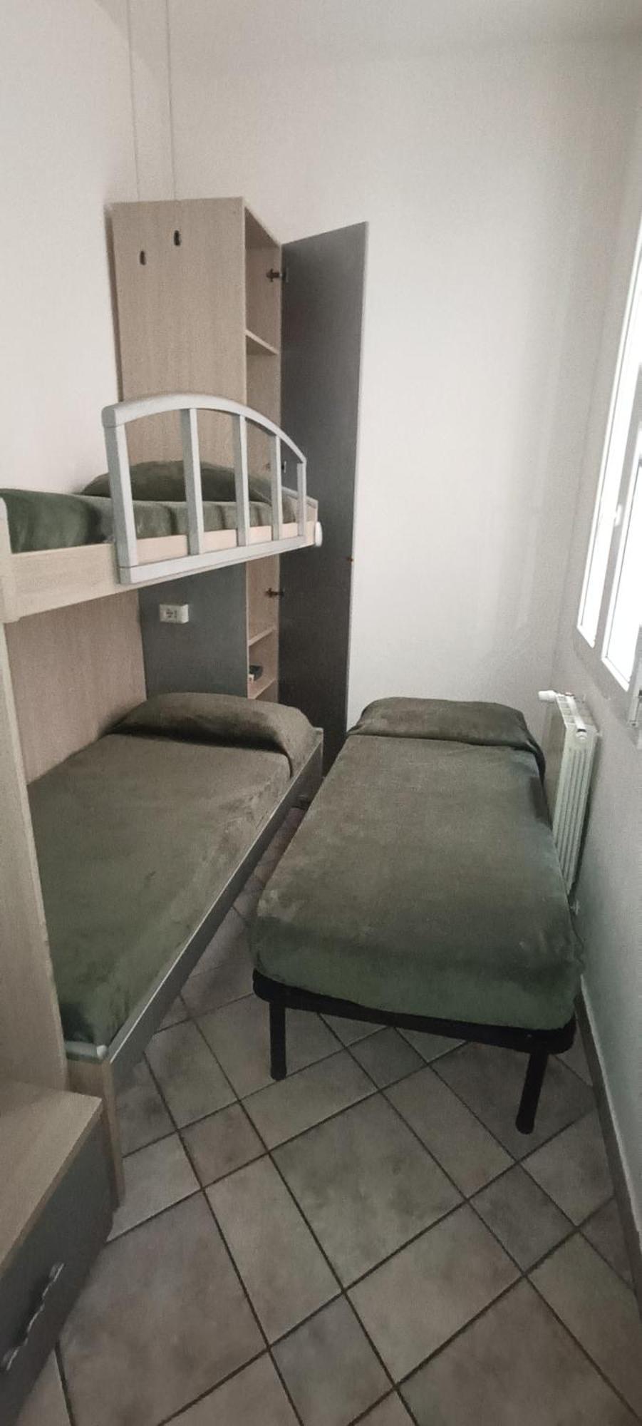 Casa Vacanze Completa Di Tutto E Anche Di Piu Ливорно Экстерьер фото